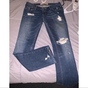 (SOLD) Hollister Ripped Jeans